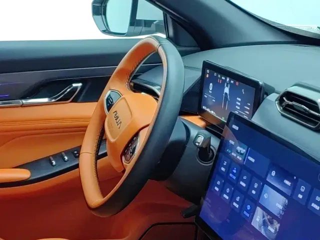 Dongfeng Fengshen L7 — Фото автомобиля 22
