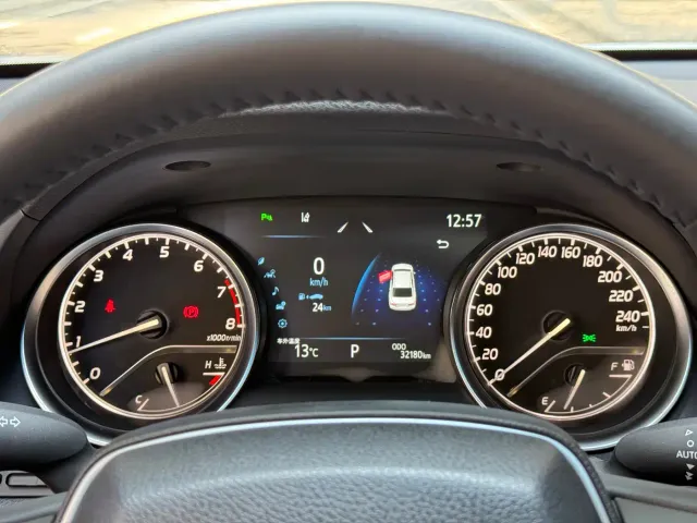 Toyota Camry — Фото автомобиля 15