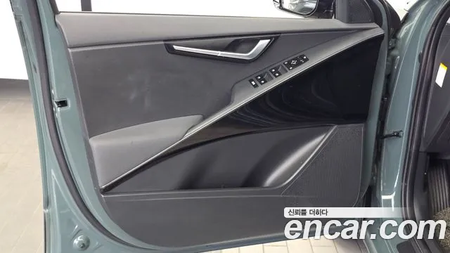 Kia Niro The All New Niro Prestige — Фото автомобиля 23