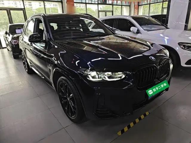 BMW X3 — Фото автомобиля 3
