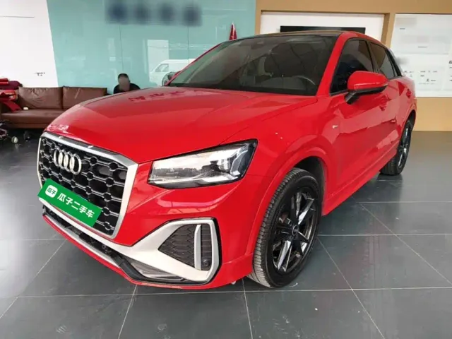 Фотография автомобиля — Audi Q2L