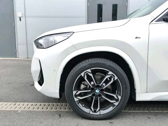 BMW X1 — Фото автомобиля 12