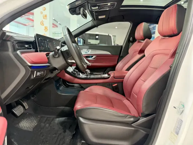 Jetour X70 Plus — Фото автомобиля 4