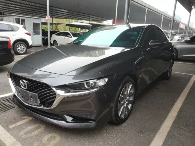 Фотография автомобиля — Mazda Axela