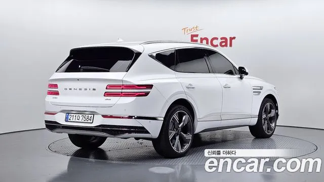 Genesis GV80 2.5T Бензин AWD — Фото автомобиля 2