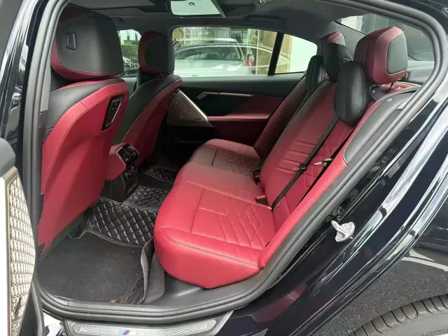 BMW 5 Series — Фото автомобиля 7
