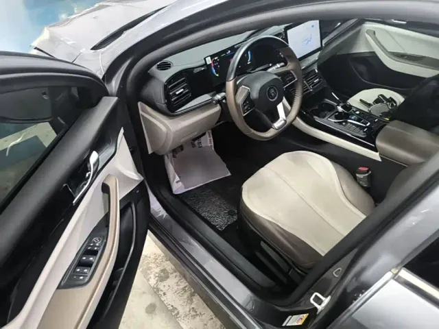 BYD Qin PLUS — Фото автомобиля 15