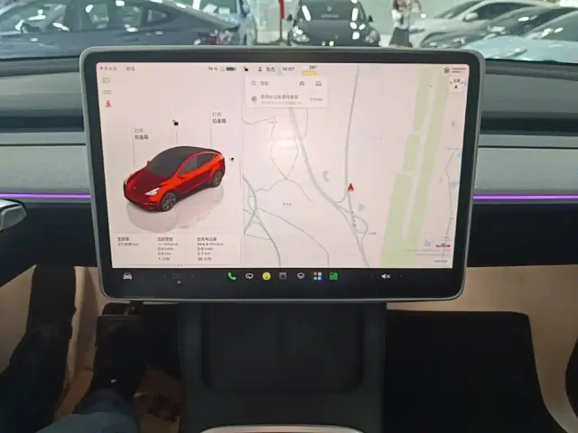 Tesla Model Y — Фото автомобиля 12