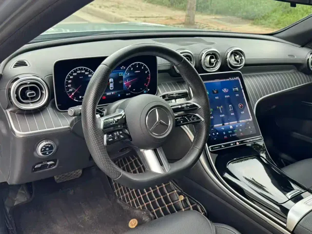 Mercedes-Benz C-Class — Фото автомобиля 7