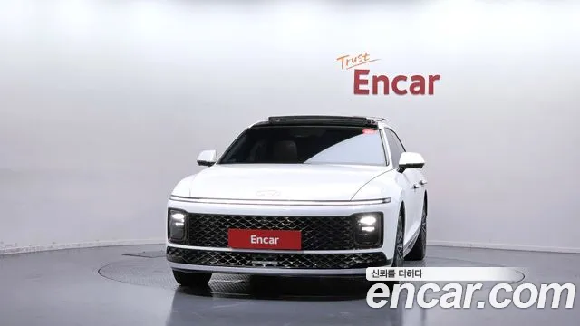 Hyundai Grandeur GN7 — Фото автомобиля 3