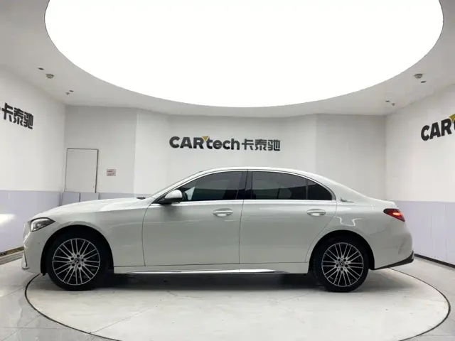 Mercedes-Benz C-Class — Фото автомобиля 8