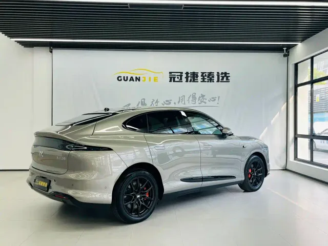 IM Motors LS6 — Фото автомобиля 20