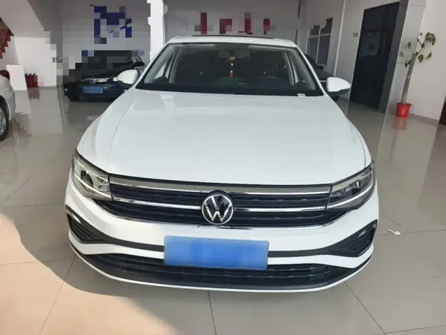 Volkswagen Bora — Фото автомобиля 2