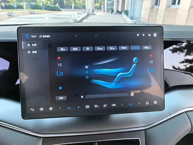 BYD Song L DM-i — Фото автомобиля 12