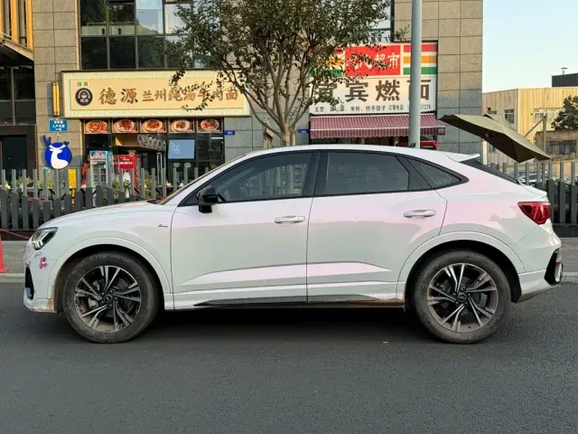 Audi Q3 Sportback — Фото автомобиля 3