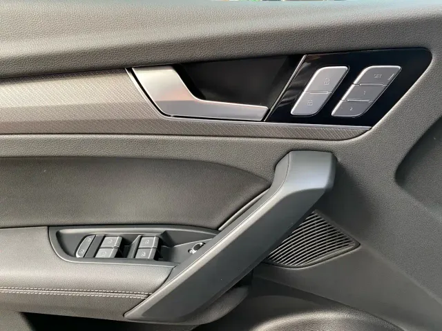 Audi Q5L — Фото автомобиля 14