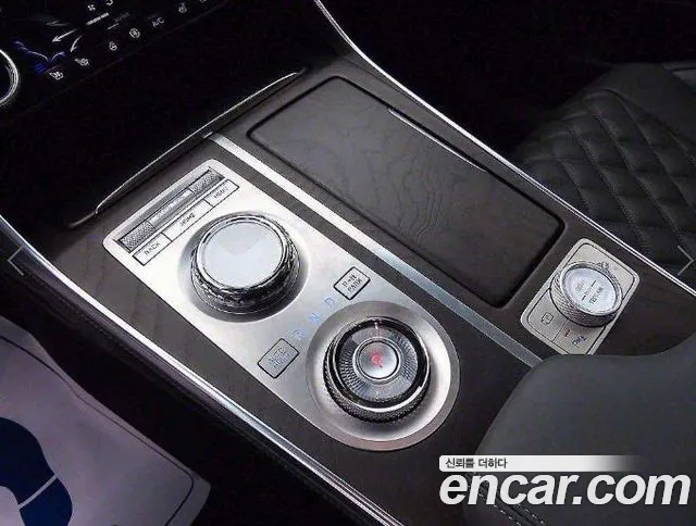Genesis GV80 — Фото автомобиля 11