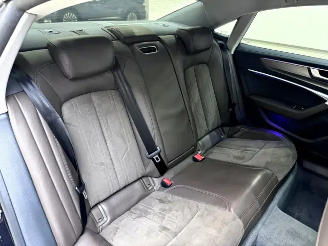 Audi A7L — Фото автомобиля 13