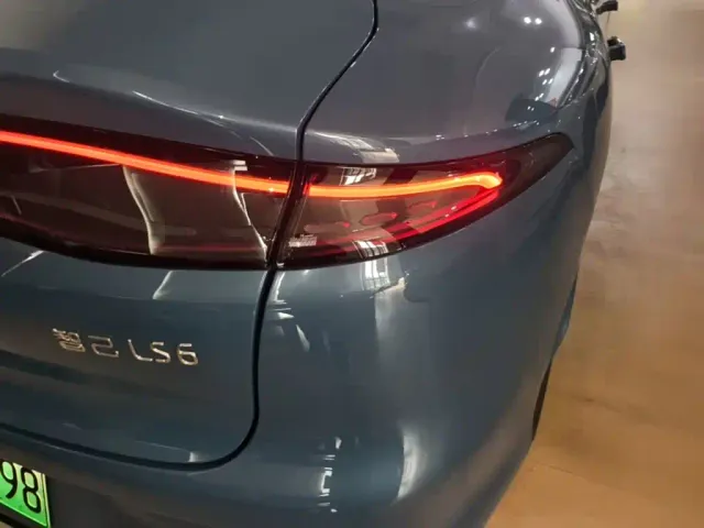 IM Motors LS6 — Фото автомобиля 7