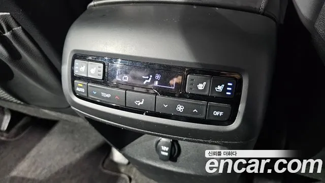 Hyundai Palisade Palisade Дизель 2.2 2WD — Фото автомобиля 30