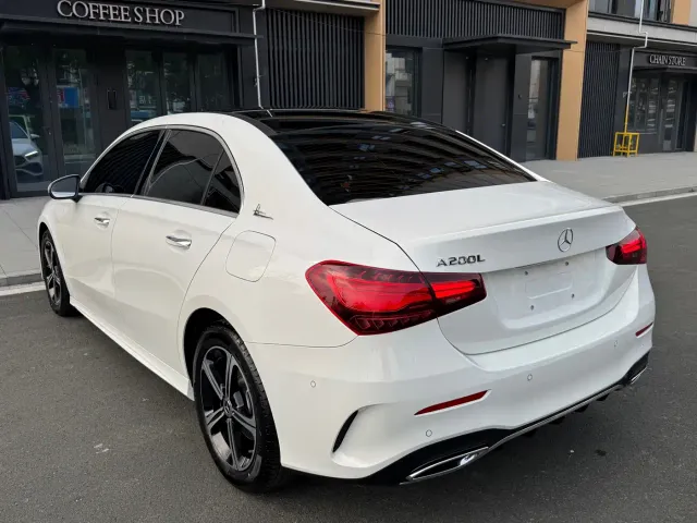Mercedes-Benz A-Class — Фото автомобиля 11