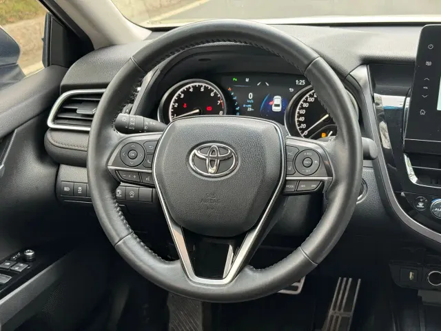 Toyota Camry — Фото автомобиля 7