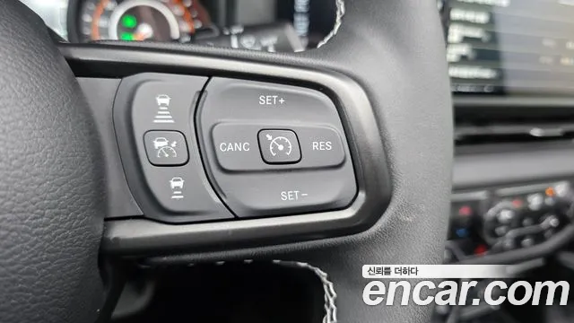 Jeep Wrangler JL — Фото автомобиля 27