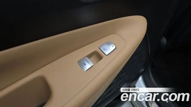Hyundai Santafe — Фото автомобиля 27