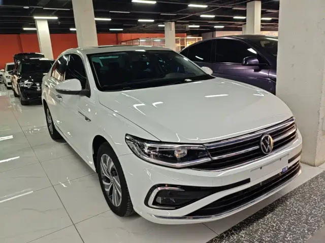 Volkswagen Bora — Фото автомобиля 3