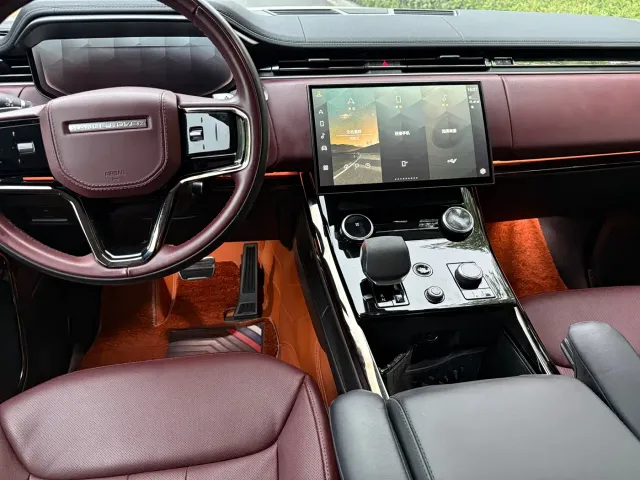 Land Rover Range Rover Sport — Фото автомобиля 6