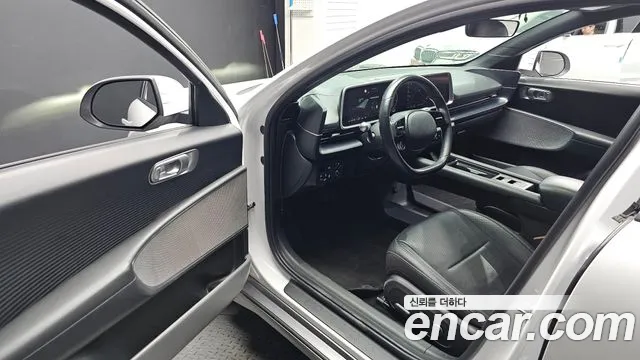 Hyundai Ioniq 6 — Фото автомобиля 15
