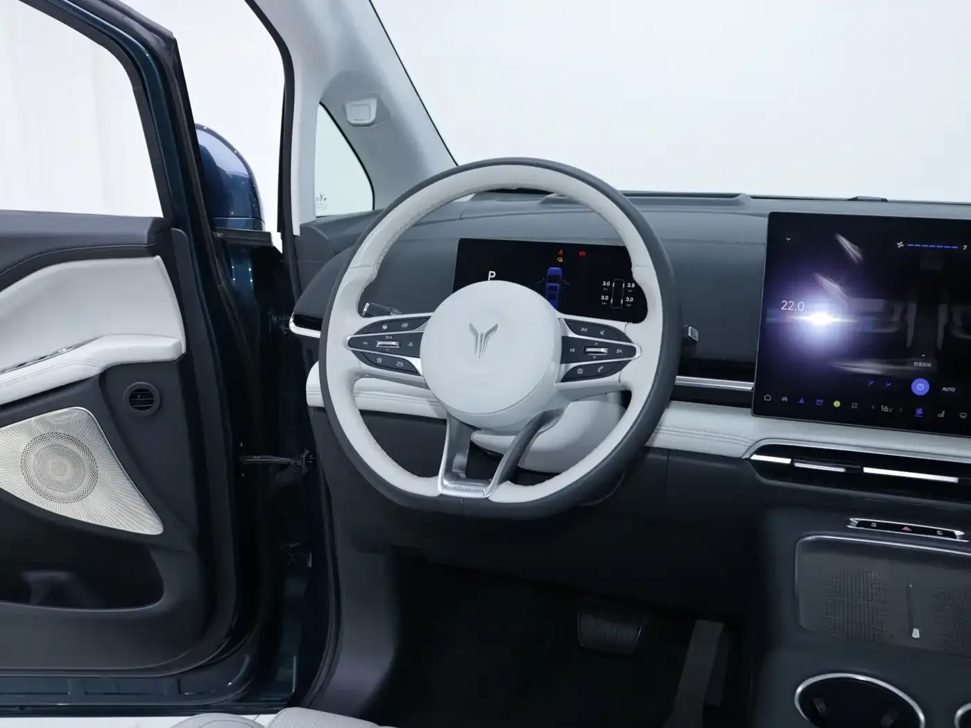 Voyah Auto Voyah Dreamer 2025 PHEV AWD Flagship Kunpeng Edition — Фото автомобиля 16