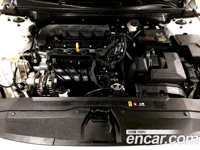 Hyundai Avante CN7 — Фото автомобиля 6