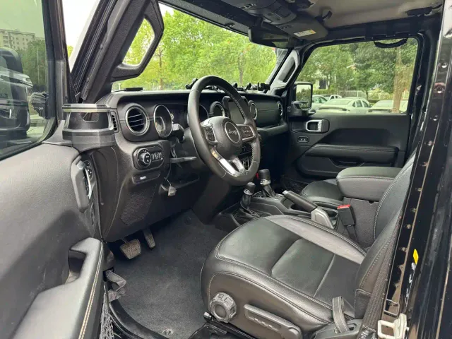 Jeep Gladiator — Фото автомобиля 7