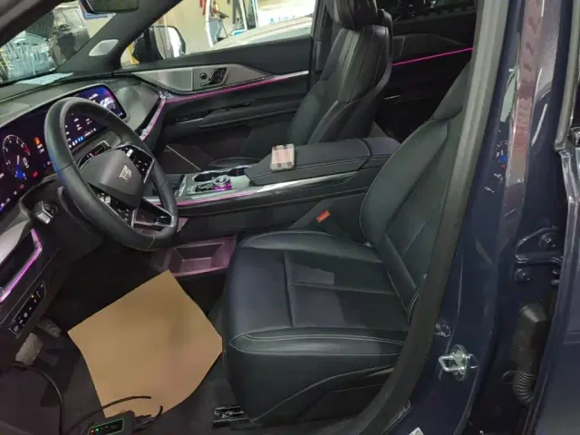 Cadillac XT5 — Фото автомобиля 14