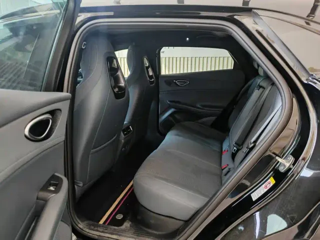 BYD Seal 06 GT — Фото автомобиля 13