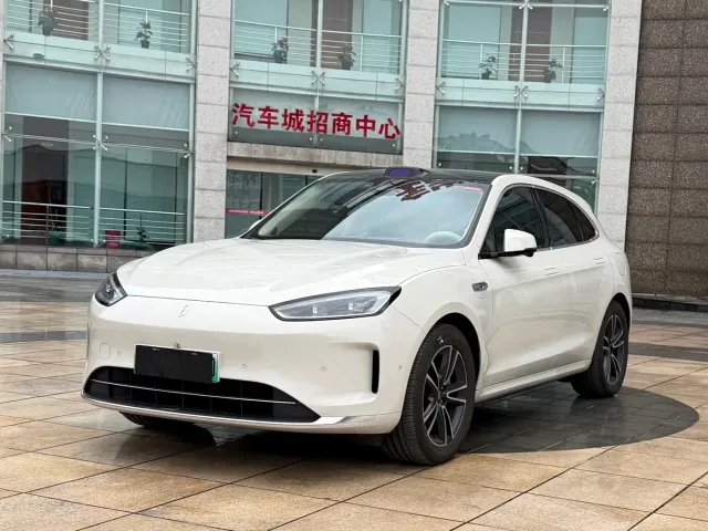 Aito M5 — Фото автомобиля 3