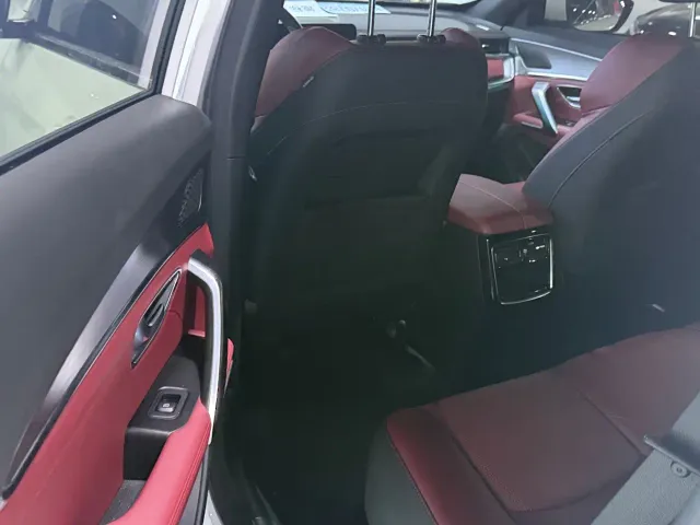 Jetour X70 Plus — Фото автомобиля 10
