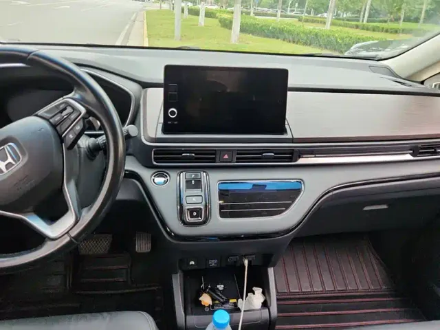 Honda Odyssey — Фото автомобиля 13