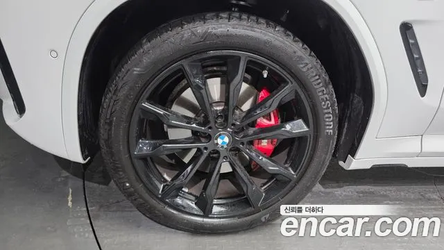 BMW X4 xDrive20i M Sport Pro — Фото автомобиля 5