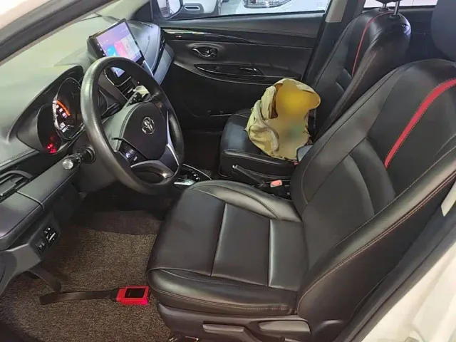Toyota YARiS L Zhi Xuan — Фото автомобиля 14