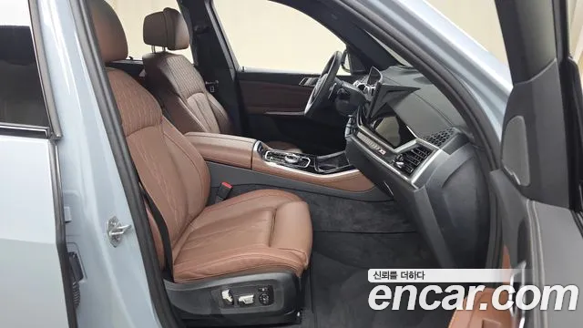 BMW X5 xDrive 40i M Sport — Фото автомобиля 10