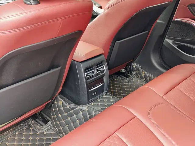 BMW 3 Series — Фото автомобиля 9