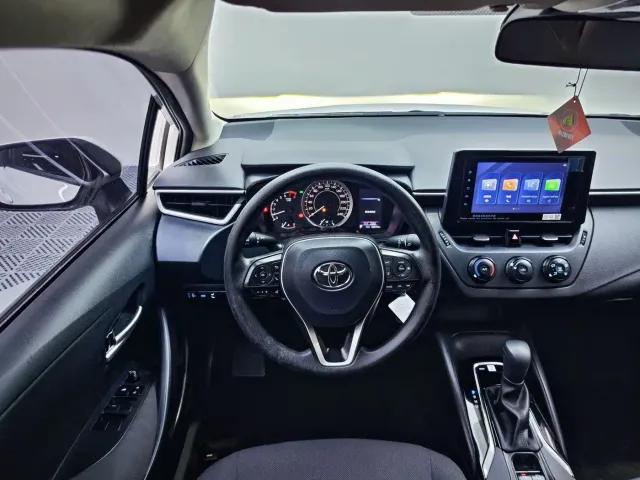 Toyota Corolla — Фото автомобиля 11
