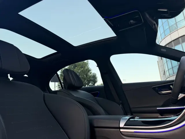 Mercedes-Benz C-Class — Фото автомобиля 12