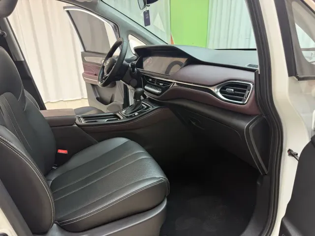 GAC Trumpchi M6 — Фото автомобиля 12