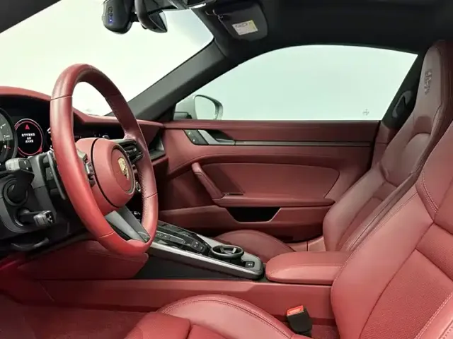 Porsche 911 — Фото автомобиля 11