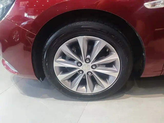 Chevrolet Monza — Фото автомобиля 22