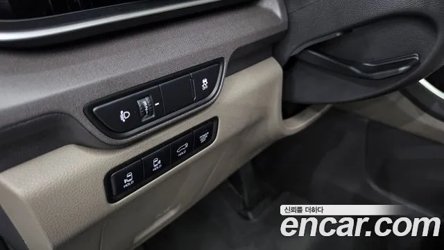 Kia Carnival 4th Gen — Фото автомобиля 30