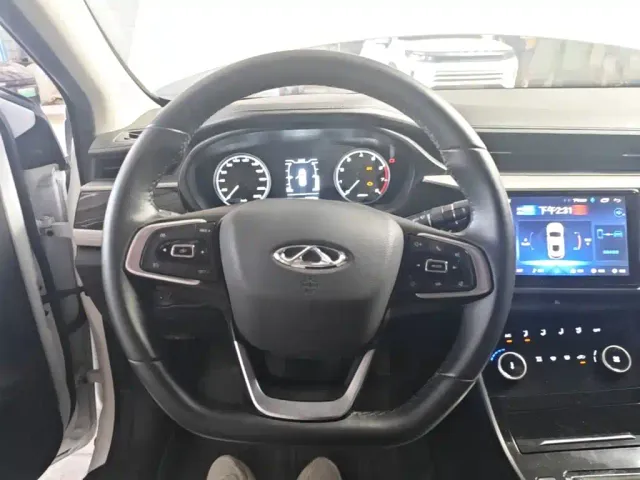 Chery Arrizo 5 — Фото автомобиля 10